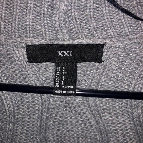 Forever 21 Cable Knit Gray Cardigan - Picture 6 of 6